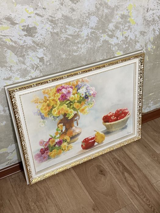 Часы, картины, предметы интерьера, декор