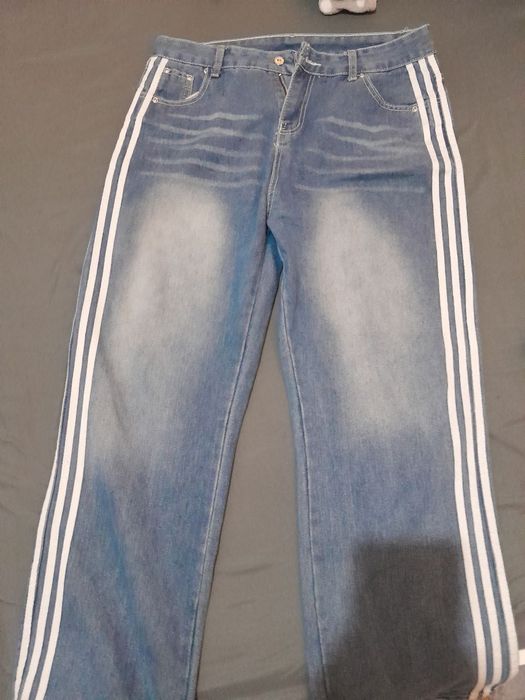 Женская одежда (кофта, джинсы,платье)