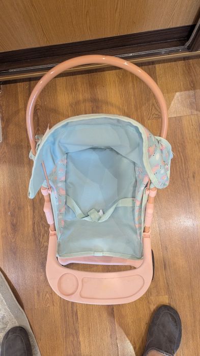 Игрушечная коляска