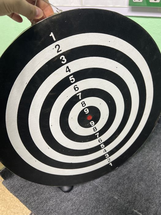 Продам дартс комплект