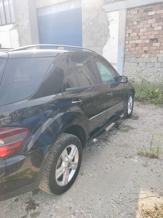 Vând /schimb Mercedes ml