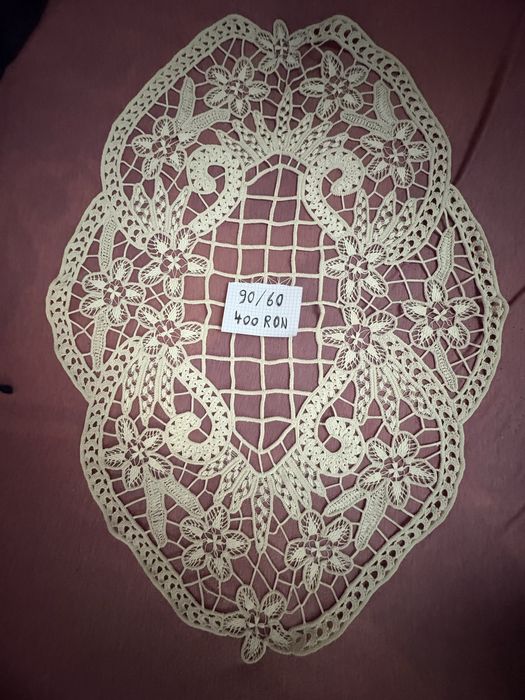 Vand macramee/fete de masa