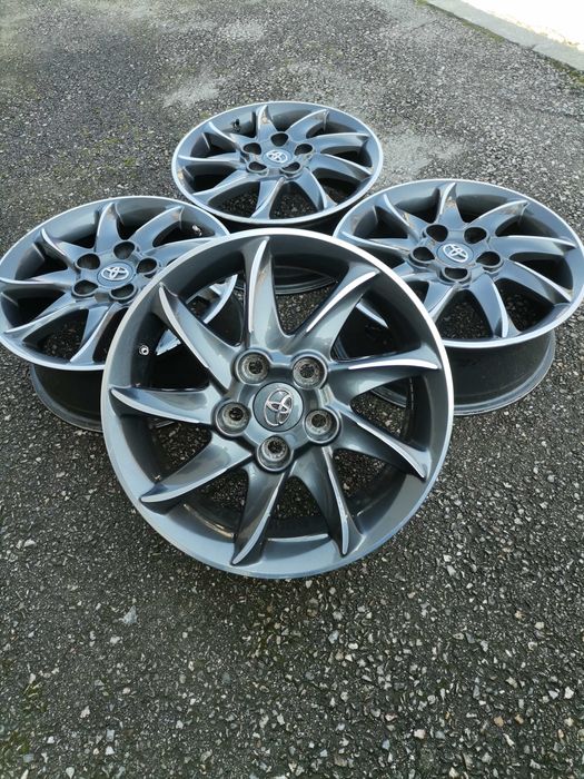 Джанти Орг. Toyota Auris 5.114.3 et 45.j6.5 R16