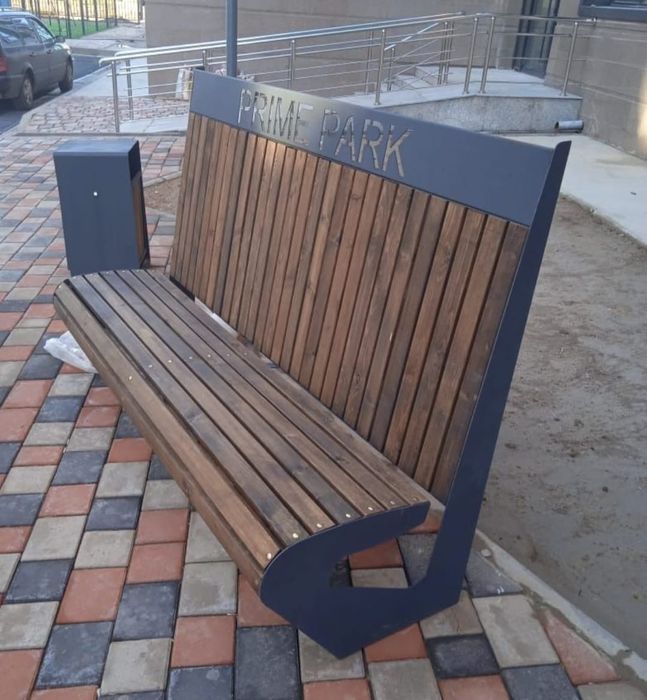 Скамейки баки мусора