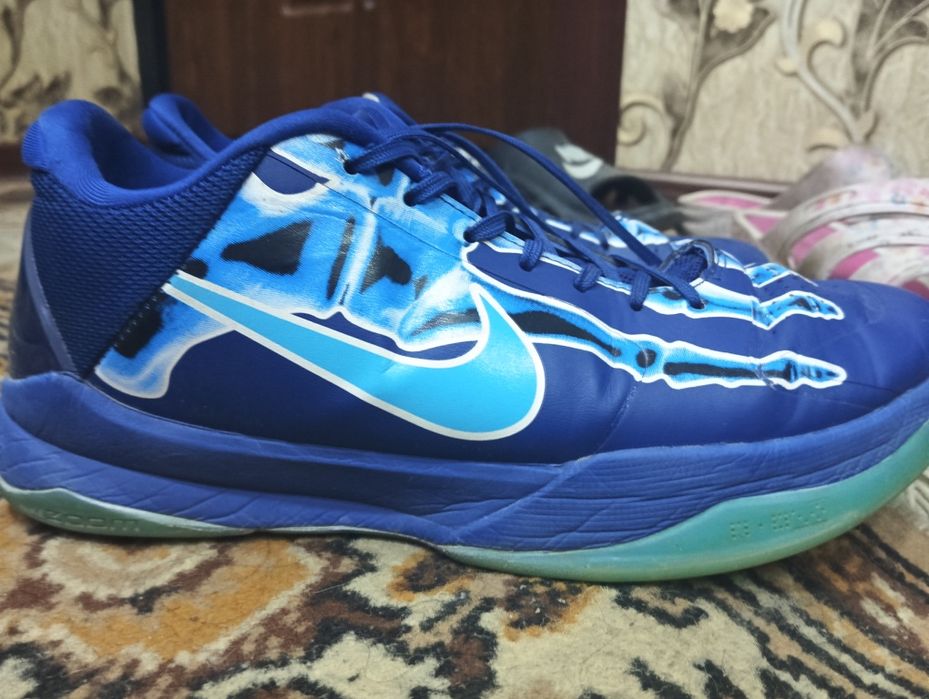 Nike Kobe Protro V X-Ray 40 размера