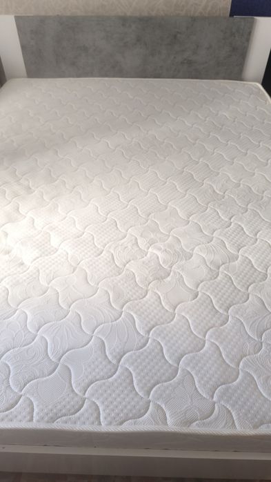 Продам матрас  200*160