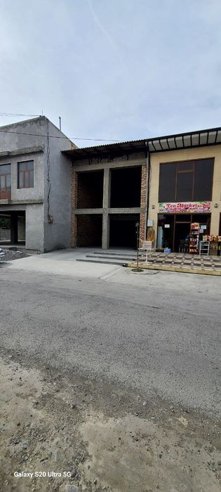 Курилиши тугалланмаган бино