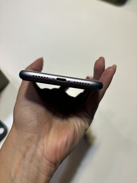 Iphone 11 64 G purple