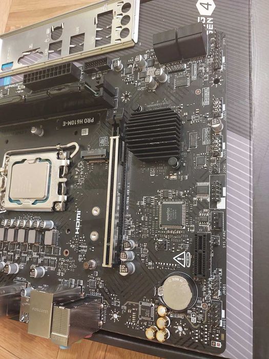 Intel i5 14500 + MSI Pro H610M+E с Wi-Fi + 16GB DDR5 RAM