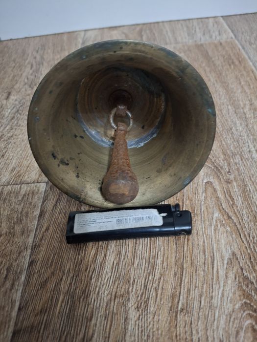 Продам колокол  латуный