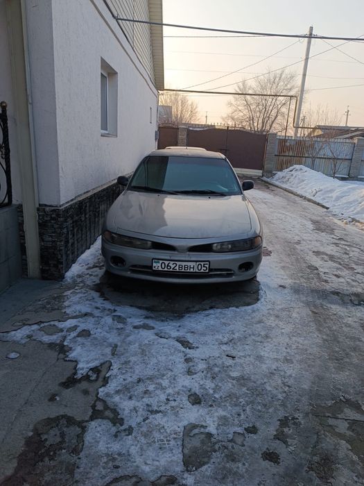 Продам Митсубиси Галант 1994г