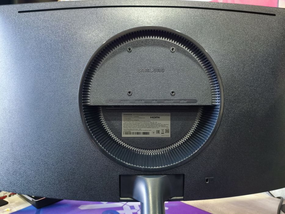 Монитор 240гц, Самсунг, изогнутый