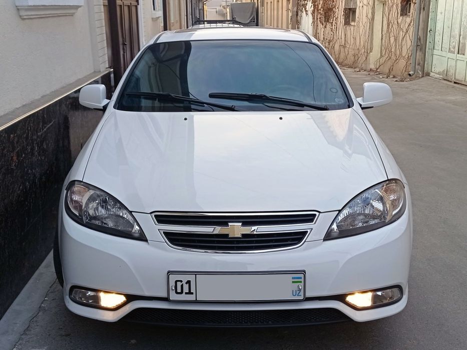 Gentra Elegant Plus 

Автомат коробка!!!
Год 2021 О