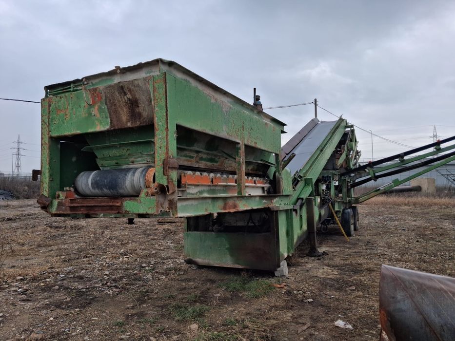 Stație sortare Terex Finlay 393

An 2000
Se tractează cu cap tractor.
Stare foarte buna de functionare.
Accept orice test

Pret 28000 euro. Telefon: 0
