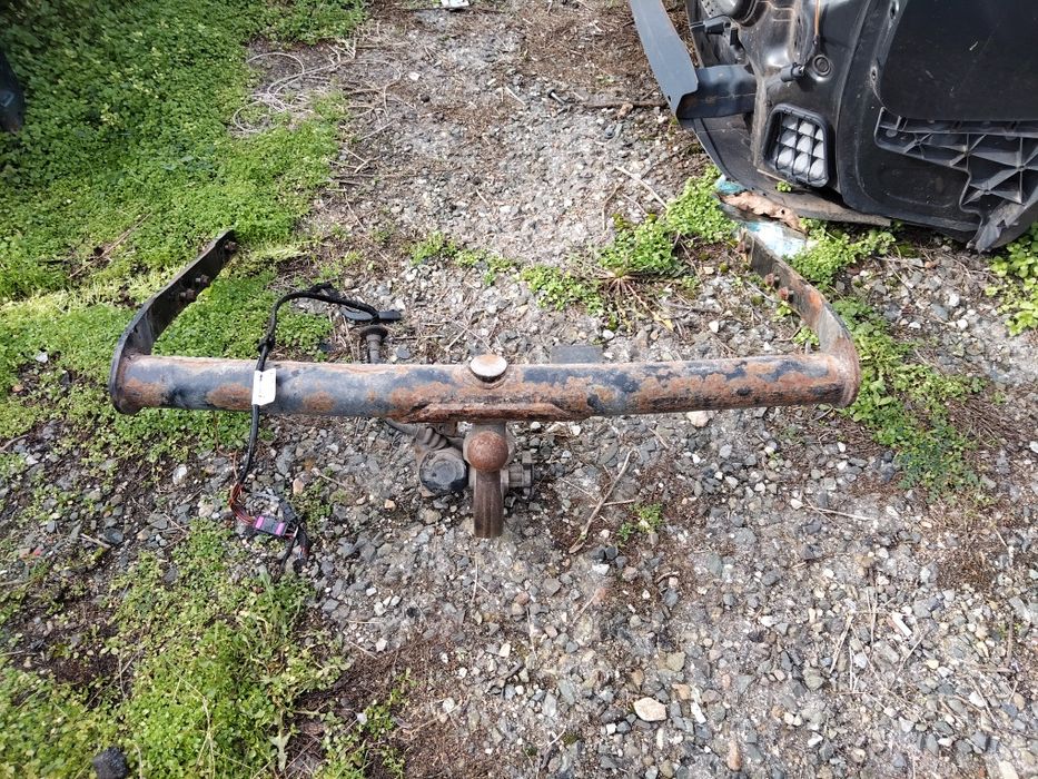 Теглич за Фолксваген Шаран 2006 год