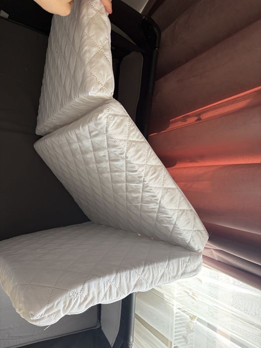 Patut pliant Joie Allura 2 niveluri amber