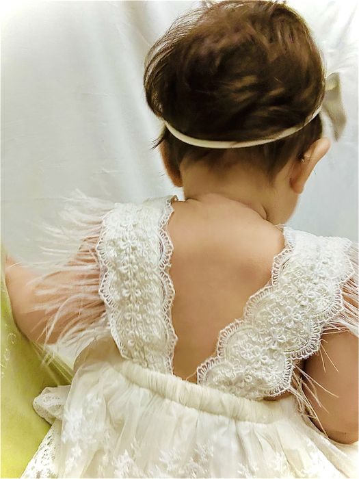 Продам очень нежное платье для девочки 1 год