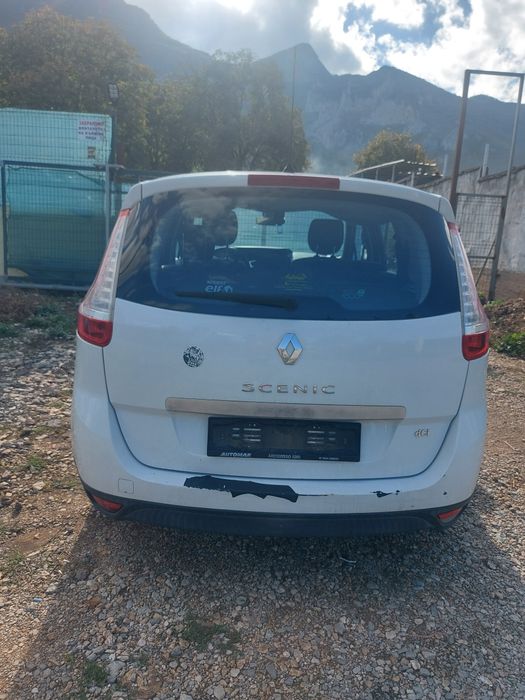 Рено Гранд Сценик 1.9 дци на части !!!