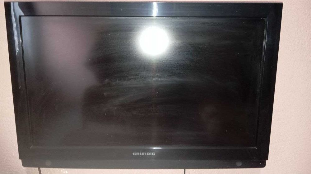 Продам телевизор Grundig