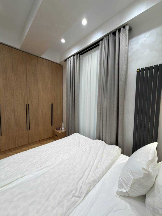 Imperial Club City у Алайского рынка: 1в2 с балконом на Ц2`