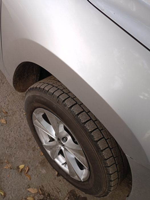 Продам Тойоту РАФ 4