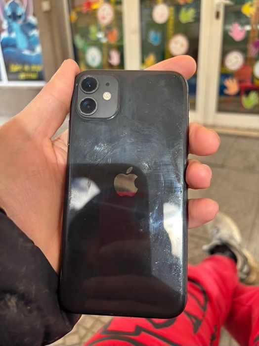 iPhone 11 64gb с кутия