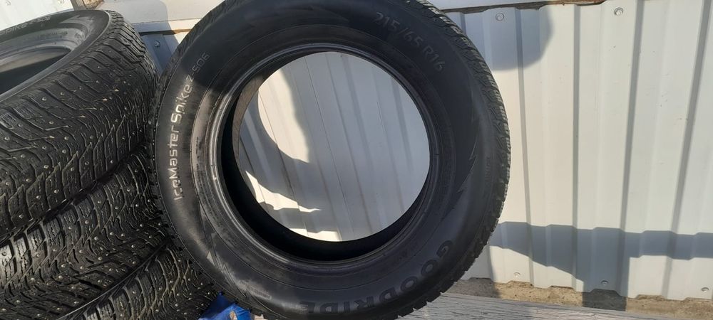 Шины зимные шипами