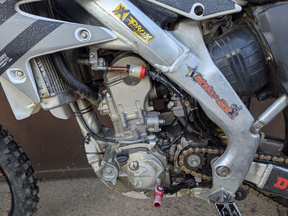 Honda CRF250R на части