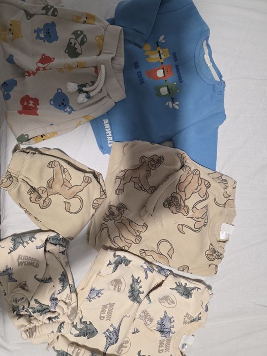 Бебешки екипчета H&M размер 80-86