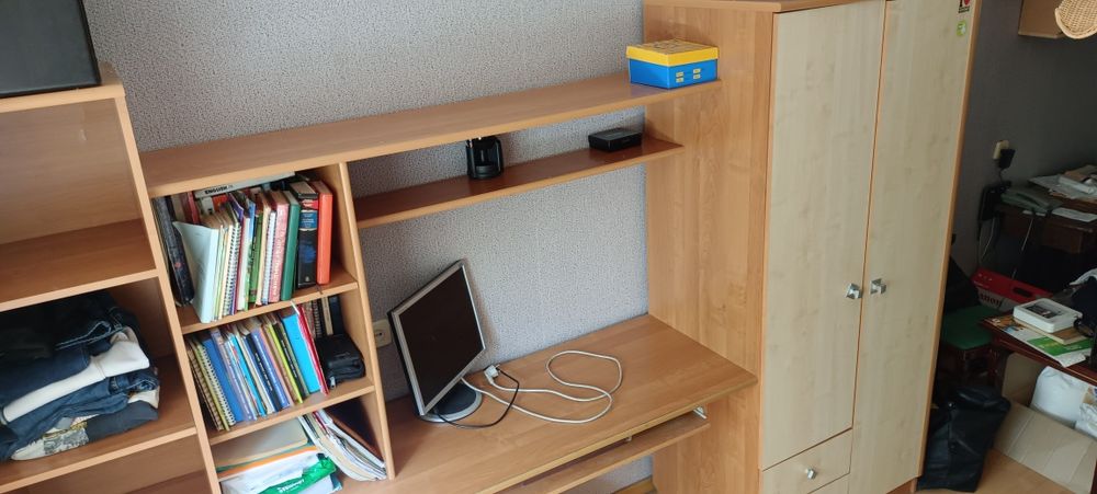 Продам стенку школьника