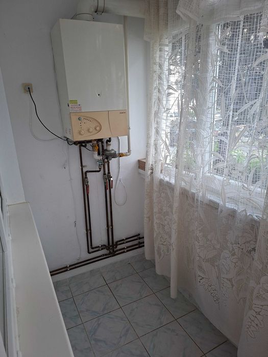 Inchiriez apartament 2 camere
