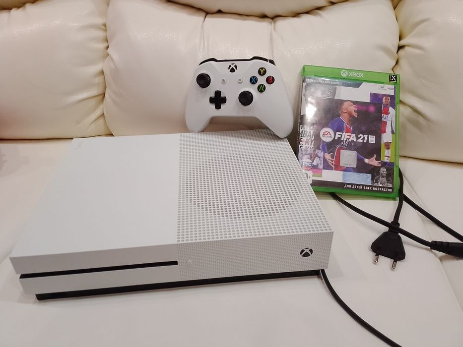 Продам Xbox one s 1 Tb