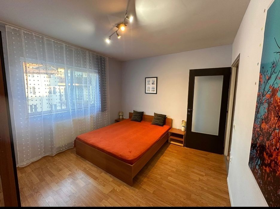 Zona Florilor, 2 camere, intermediat, parcare.