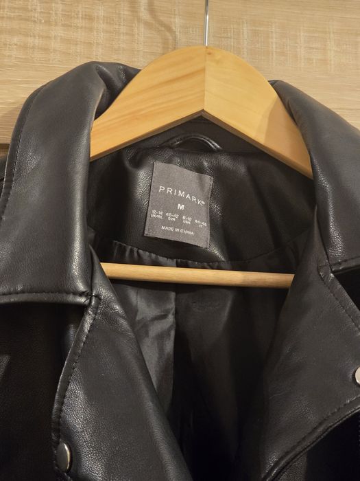 Vand geaca  marimea m primark