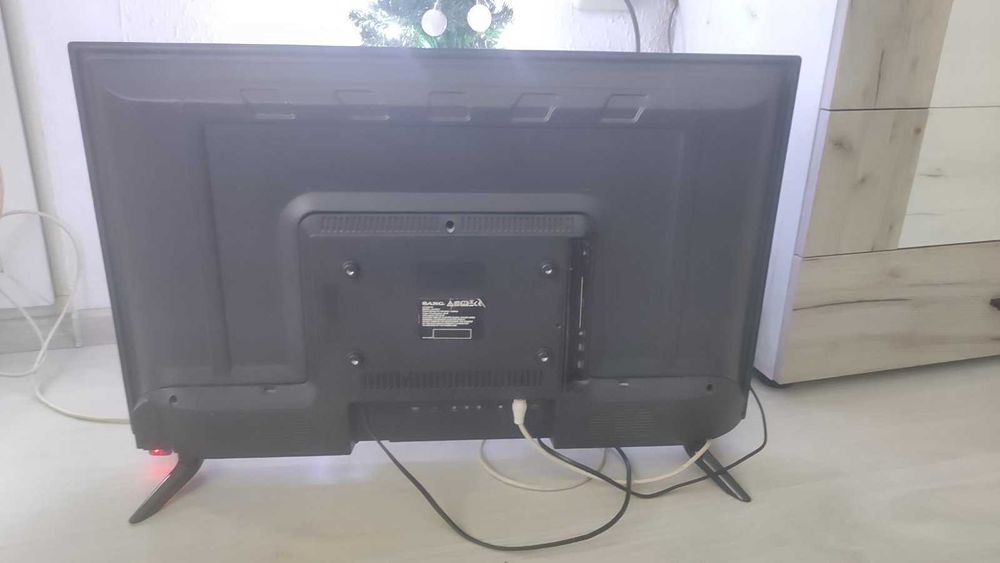 LED TV Sang отличен/ цифров тунер/ 32 инча