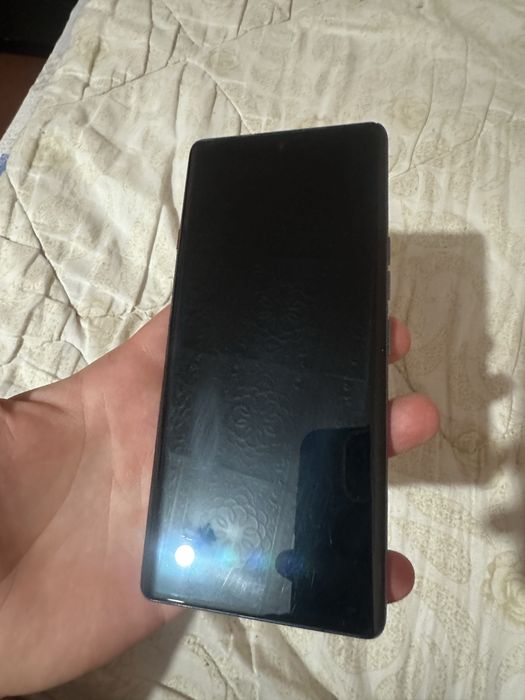 TECNO CAMON 40 Pro 8 ГБ/256 ГБ