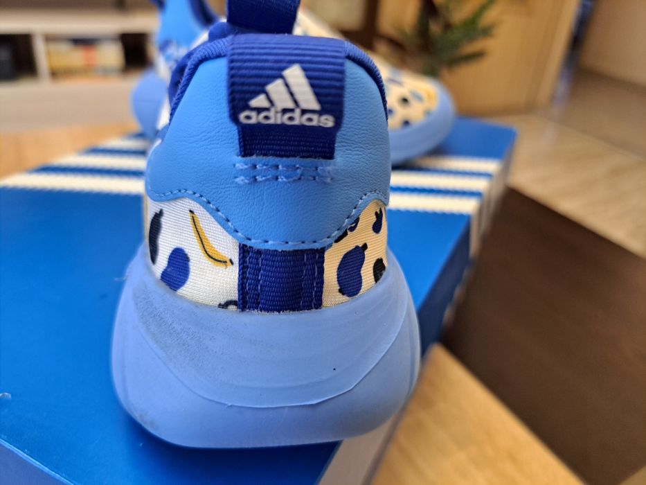 Детски обувки"Adidas"