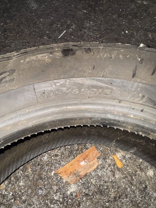 Продам резину 195/65/15