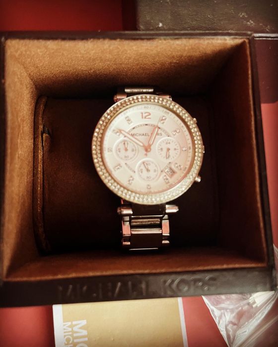 Майкл Корс, часы в отличном состоянии
