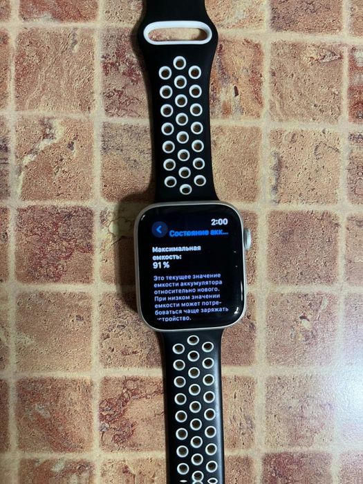 Apple watch se2 44mm GPS в идеальном состоянии