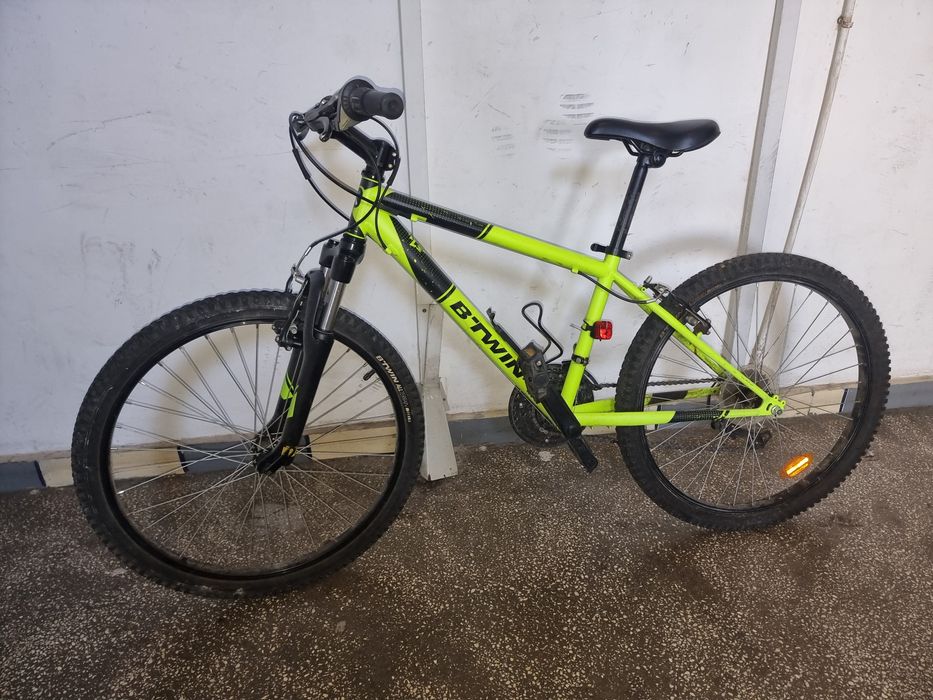 B'TWIN / Rockrider de 24 inch pentru