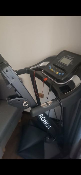 Bandă alergat marca Techfit.