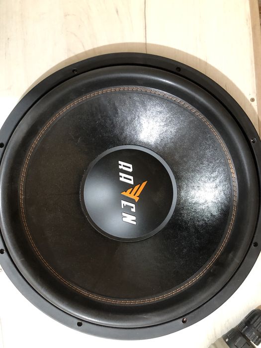 Продам сабвуфер Raven 18й