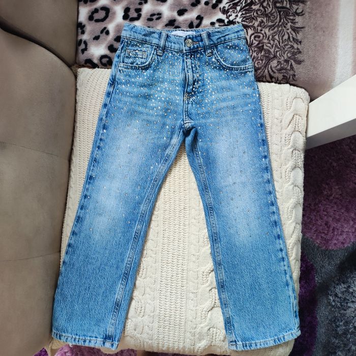 Нови детски дънки на Zara