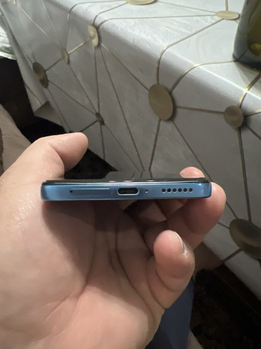 Surochna sotiladi redmi not 12 pro