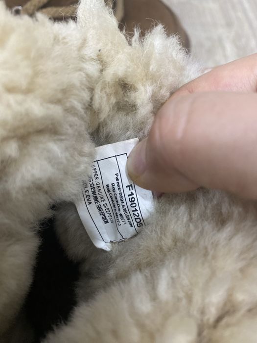 Продам  угги замшевые ugg australia