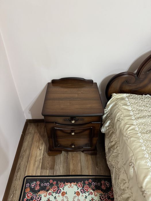 Продам спальный гарнитур