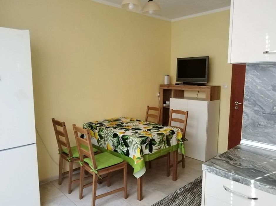 Дава се под наем Двустаен апартамент в София, Хиподрума - 62 кв.м за 840 € - Снимка #1