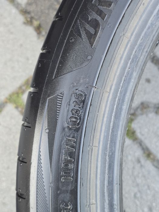 235 40 20 Bridgestone