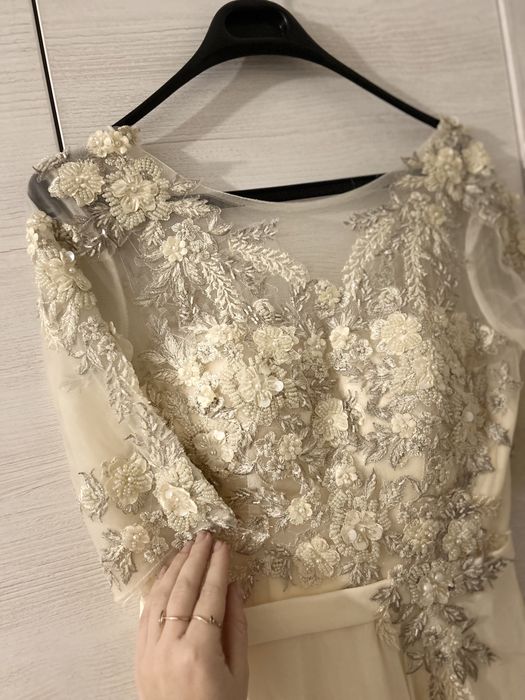 Продам платье р 44-46